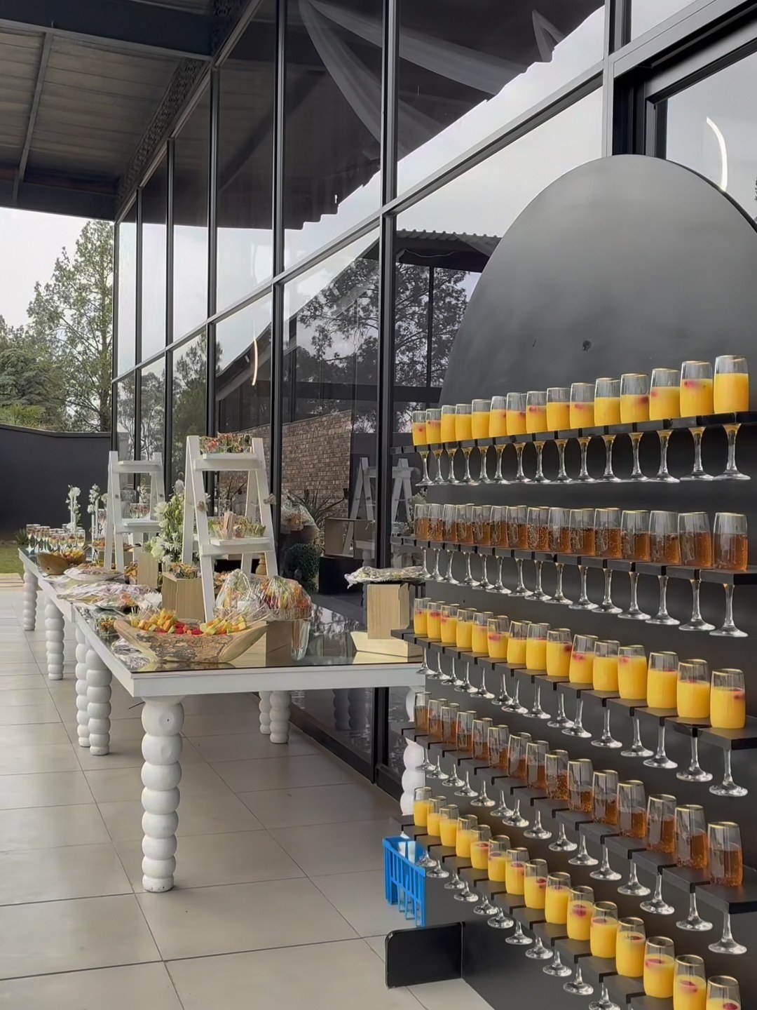 Mimosa wall and grazing table